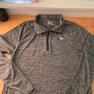 Large Under Armor long sleeve shirt